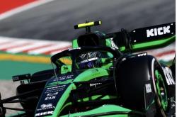 雷速体育比分官网-梅赛德斯横扫红牛二队，周冠宇刷新纪录