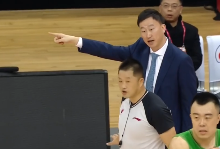 包含激烈对决再次激发球员潜能，全力以赴争夺胜利的词条