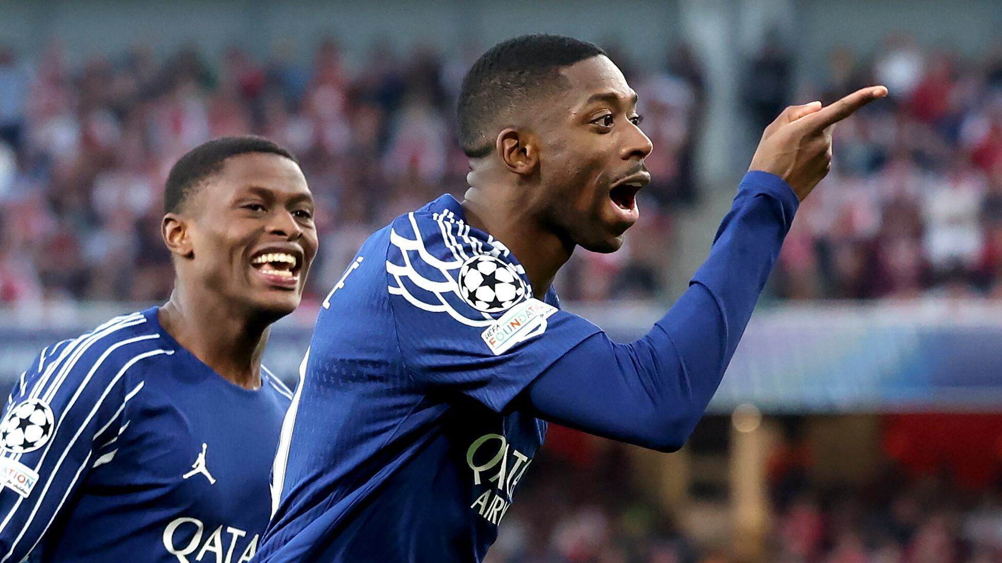 巴黎圣日耳曼逆袭拜仁,欧冠赛场备受关注 巴黎圣日耳曼逆袭拜仁,欧冠赛场备受关注