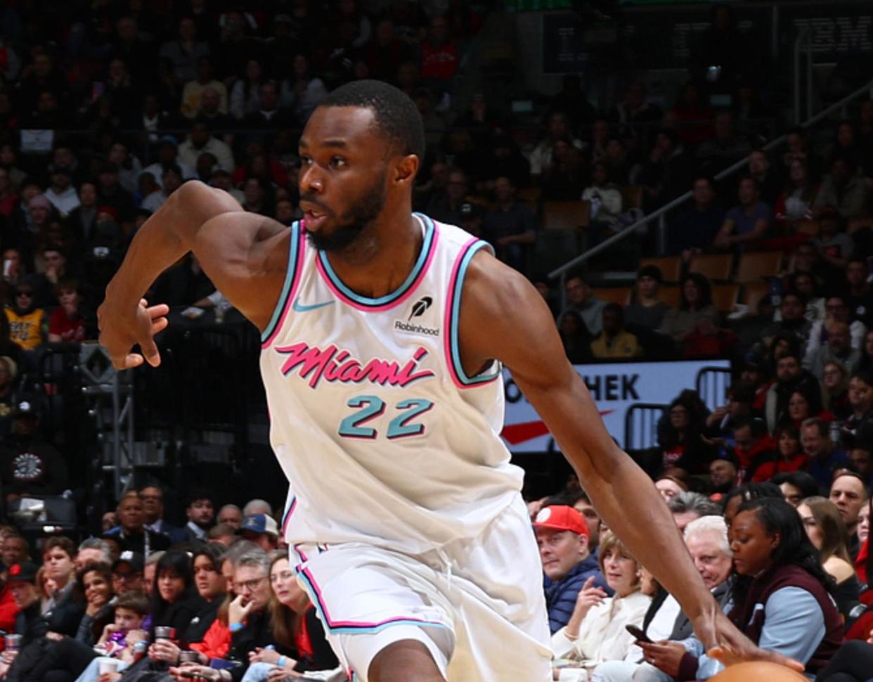 包含热火逆转雄鹿,威斯布鲁克打破历史纪录的词条 包含热火逆转雄鹿,威斯布鲁克打破历史纪录的词条