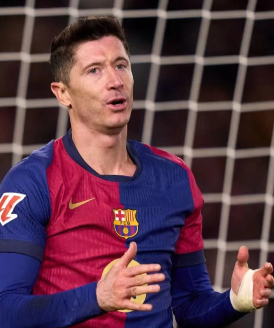 关于巴萨力克阿森纳,莱万一己之力扛起全队的信息 关于巴萨力克阿森纳,莱万一己之力扛起全队的信息