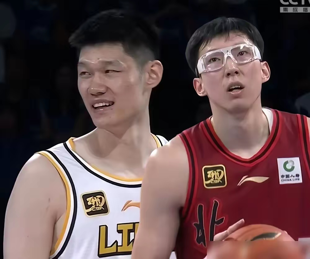 四川队横扫猛龙,胡金秋带队取胜的简单介绍 四川队横扫猛龙,胡金秋带队取胜的简单介绍