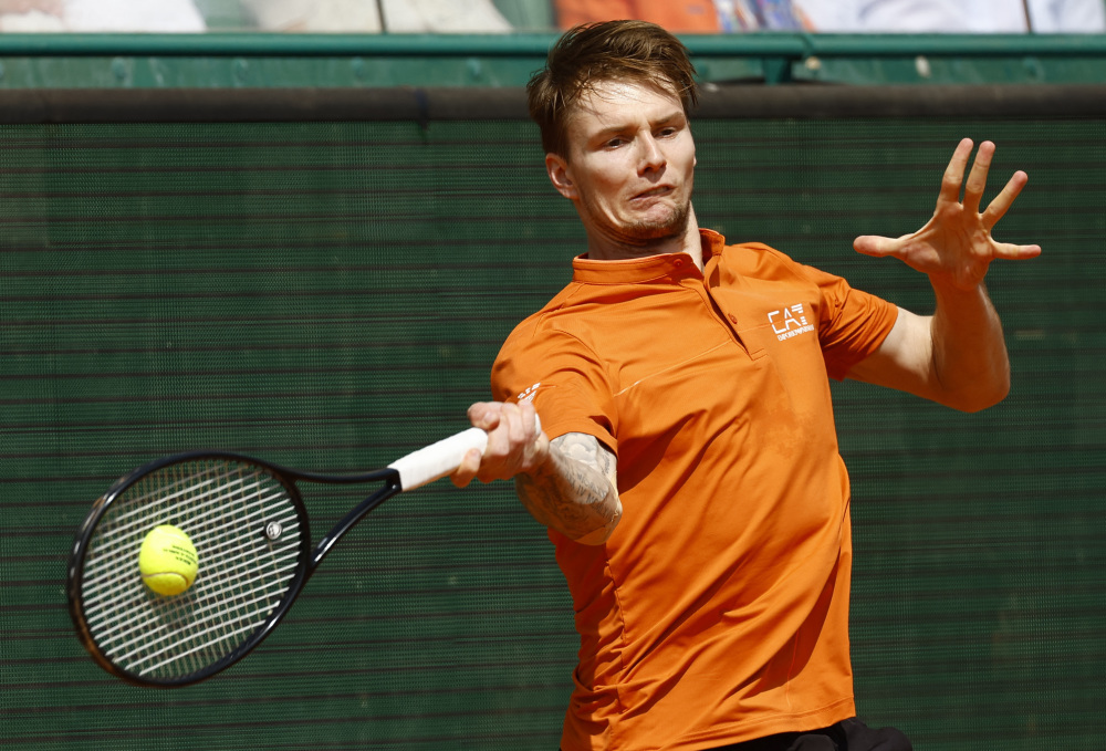 年终总决赛翻盘蒙特卡洛大师赛，兹维列夫状态火热的简单介绍